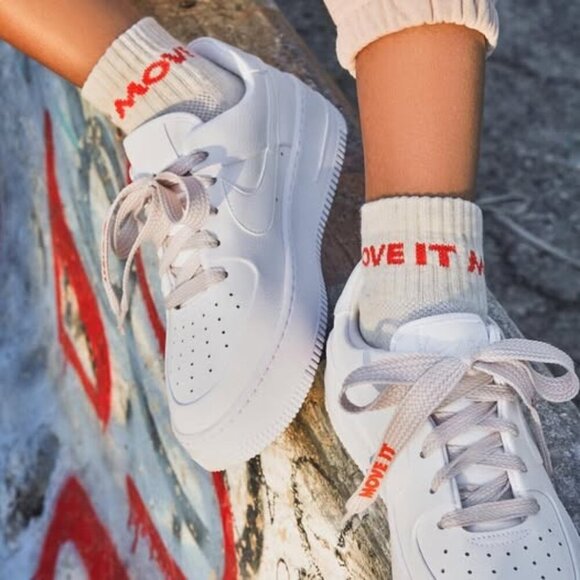 💕MOTHER💕 The Move It Shoelaces ~ All Tied Up Pink NWT - Picture 1 of 5